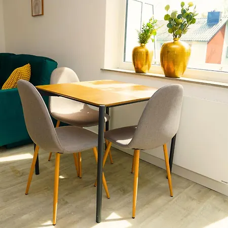 Dordy - - Balkon - Küche -waschmaschine Bremen