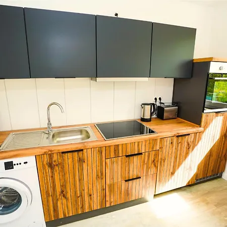 Dordy - - Balkon - Küche -waschmaschine