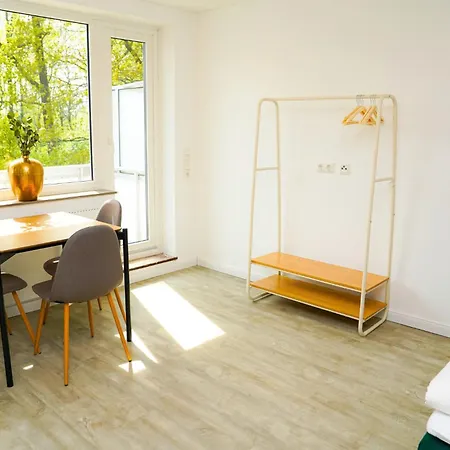 Dordy - - Balkon - Kueche -waschmaschine *