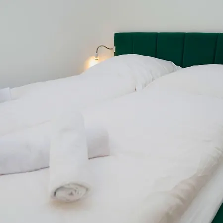 Dordy - - Balkon - Kueche -waschmaschine *